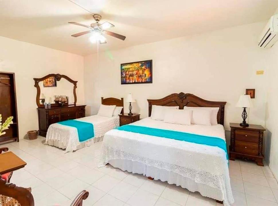 Hotel Casa Blanca Tlacotalpan Exteriör bild
