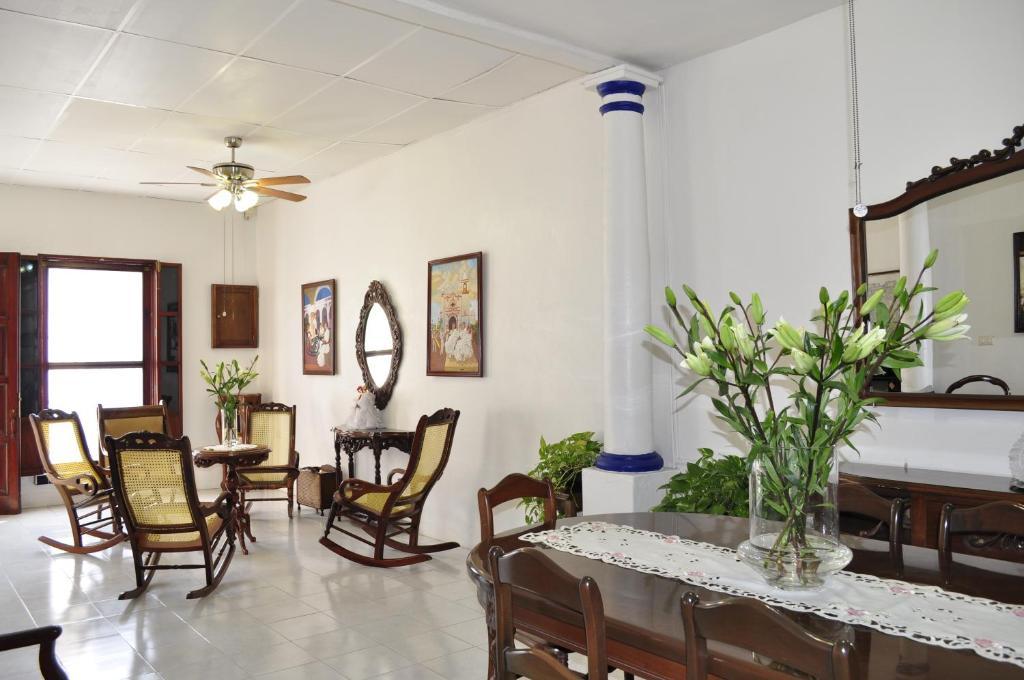 Hotel Casa Blanca Tlacotalpan Exteriör bild